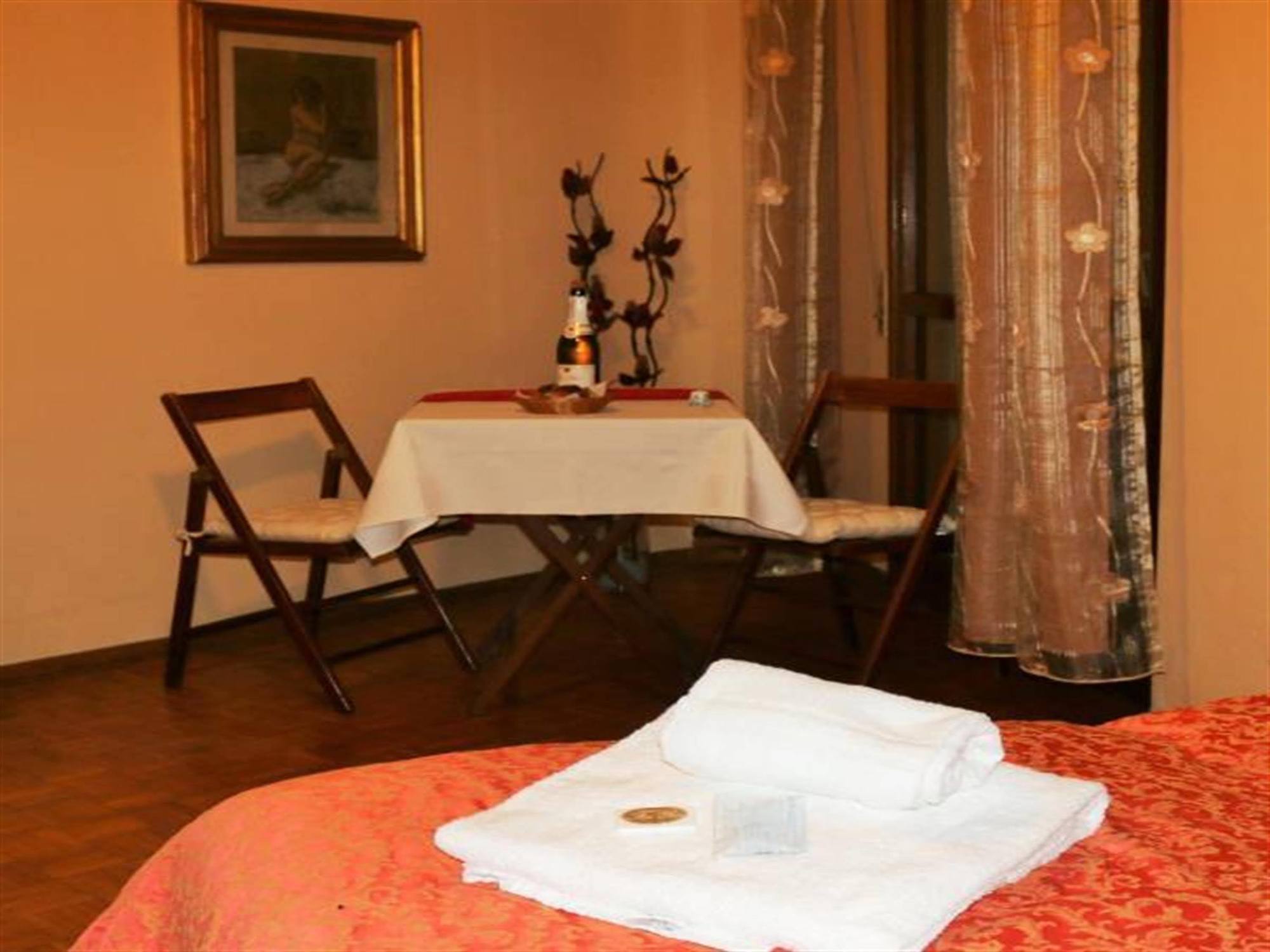 Soggiorno Karaba Florence Ngoại thất bức ảnh