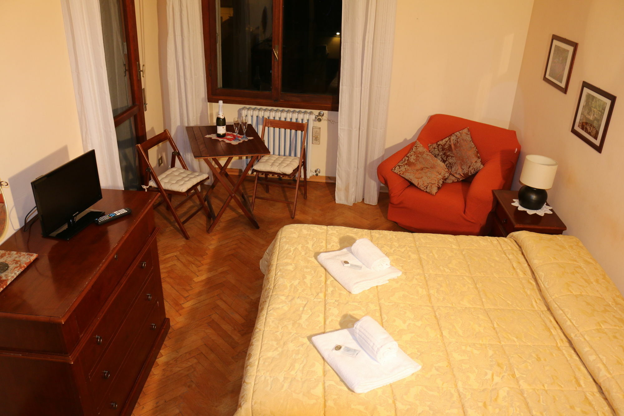 Soggiorno Karaba Florence Ngoại thất bức ảnh